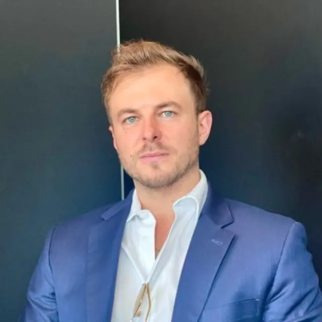 Alex Klokus portrait